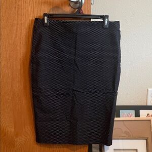 Jules & Leopold Black and White Dotted Pencil Skirt